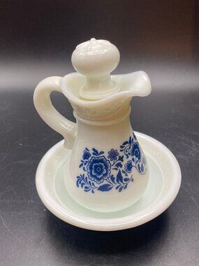 Avon Delft Blue Cruet and Bowl Set